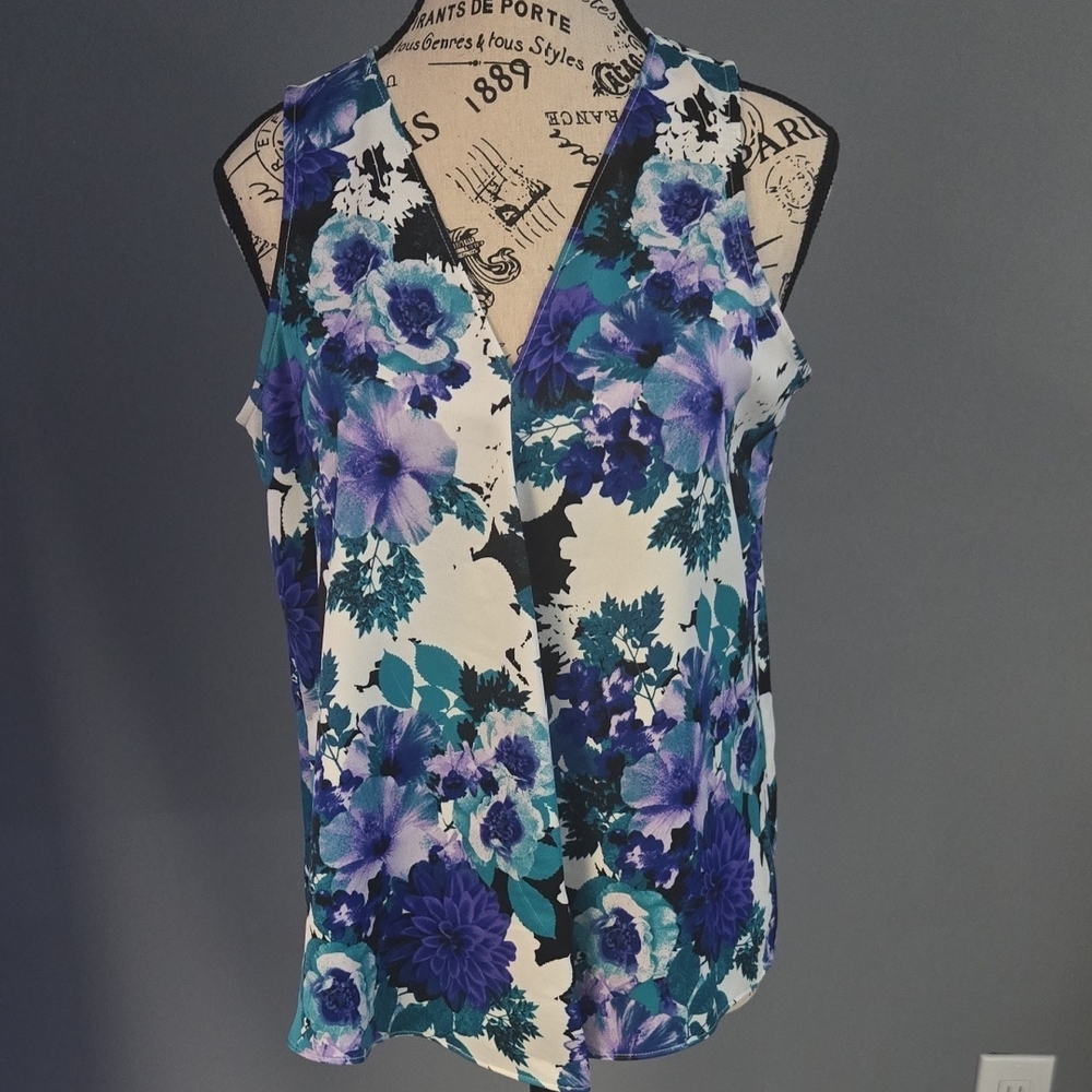 Calvin Klein Floral Sleeveless Top - Purple and White